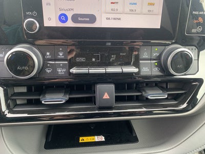 2023 Toyota Highlander XLE