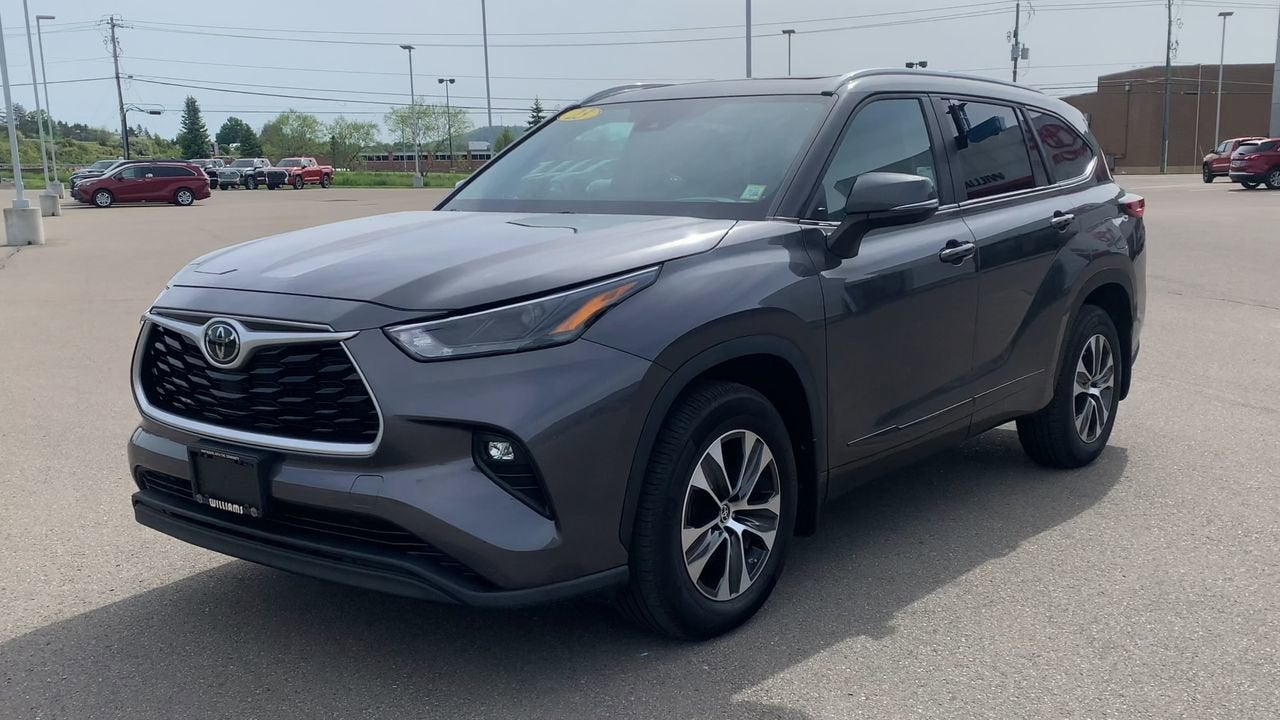 2023 Toyota Highlander XLE