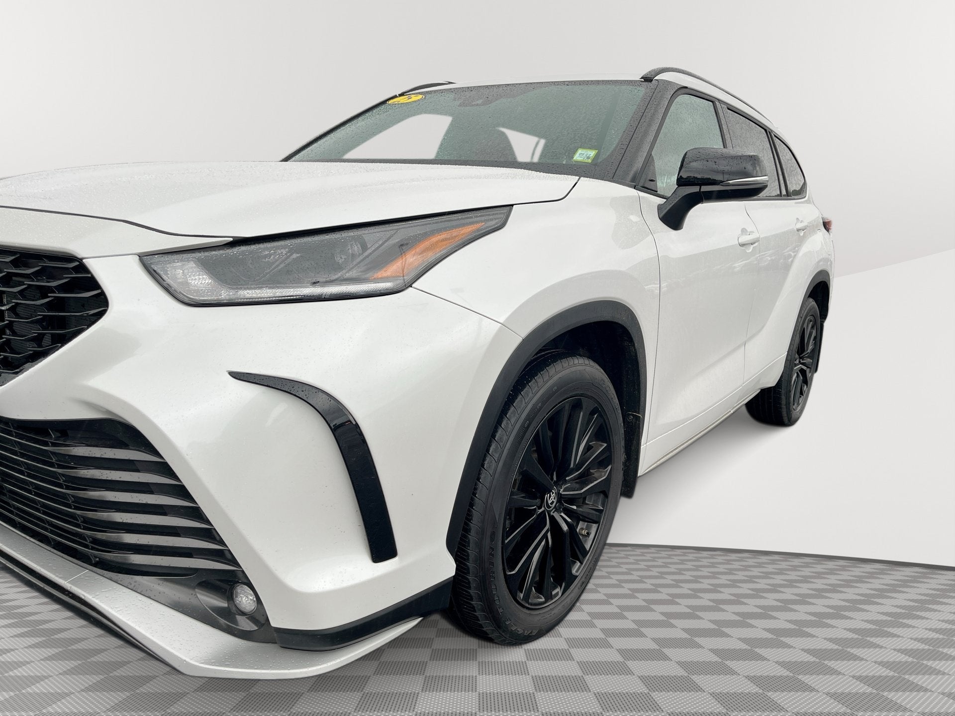 2025 Toyota Highlander XSE
