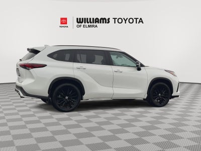 2025 Toyota Highlander XSE