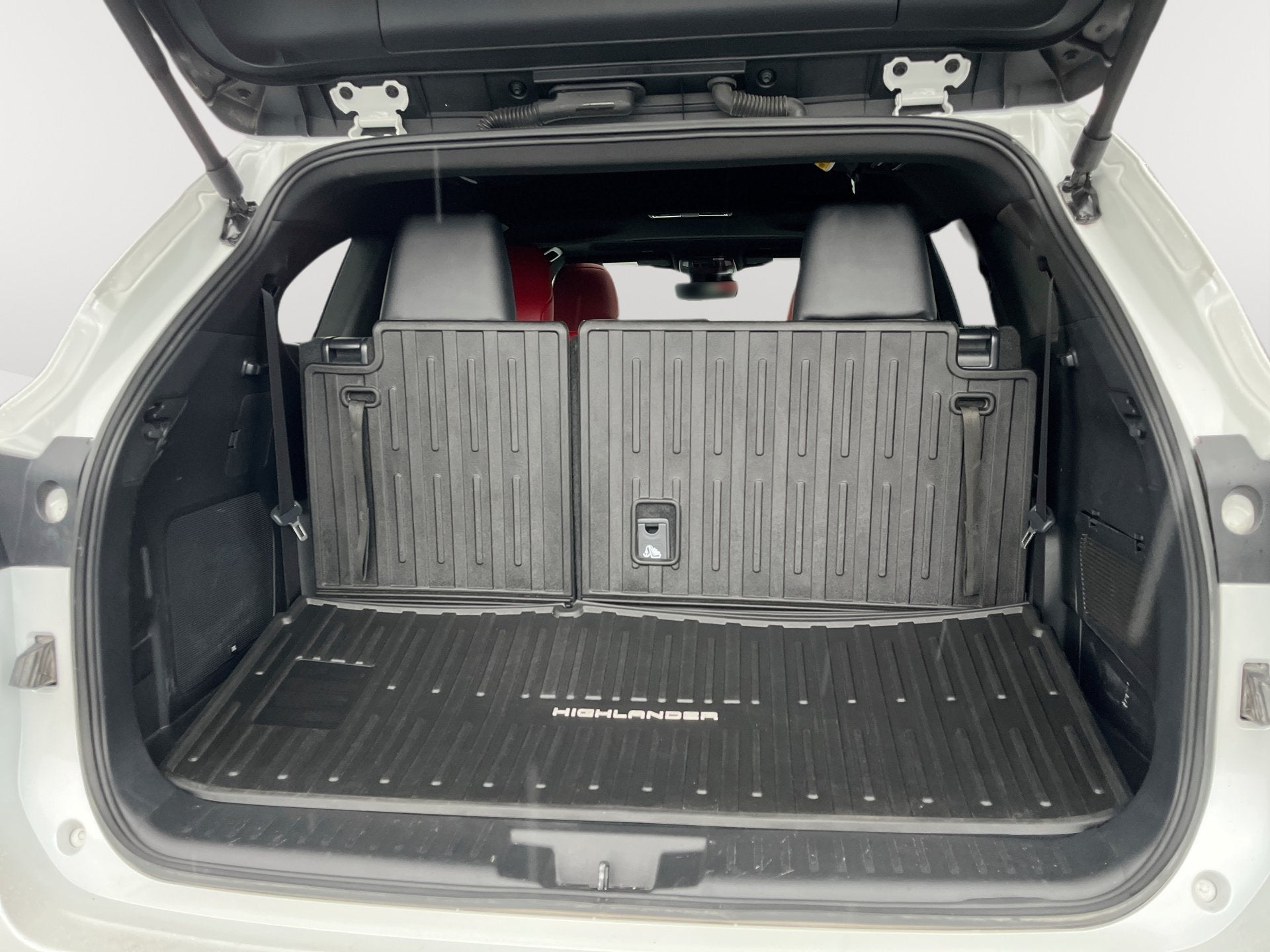 2025 Toyota Highlander XSE