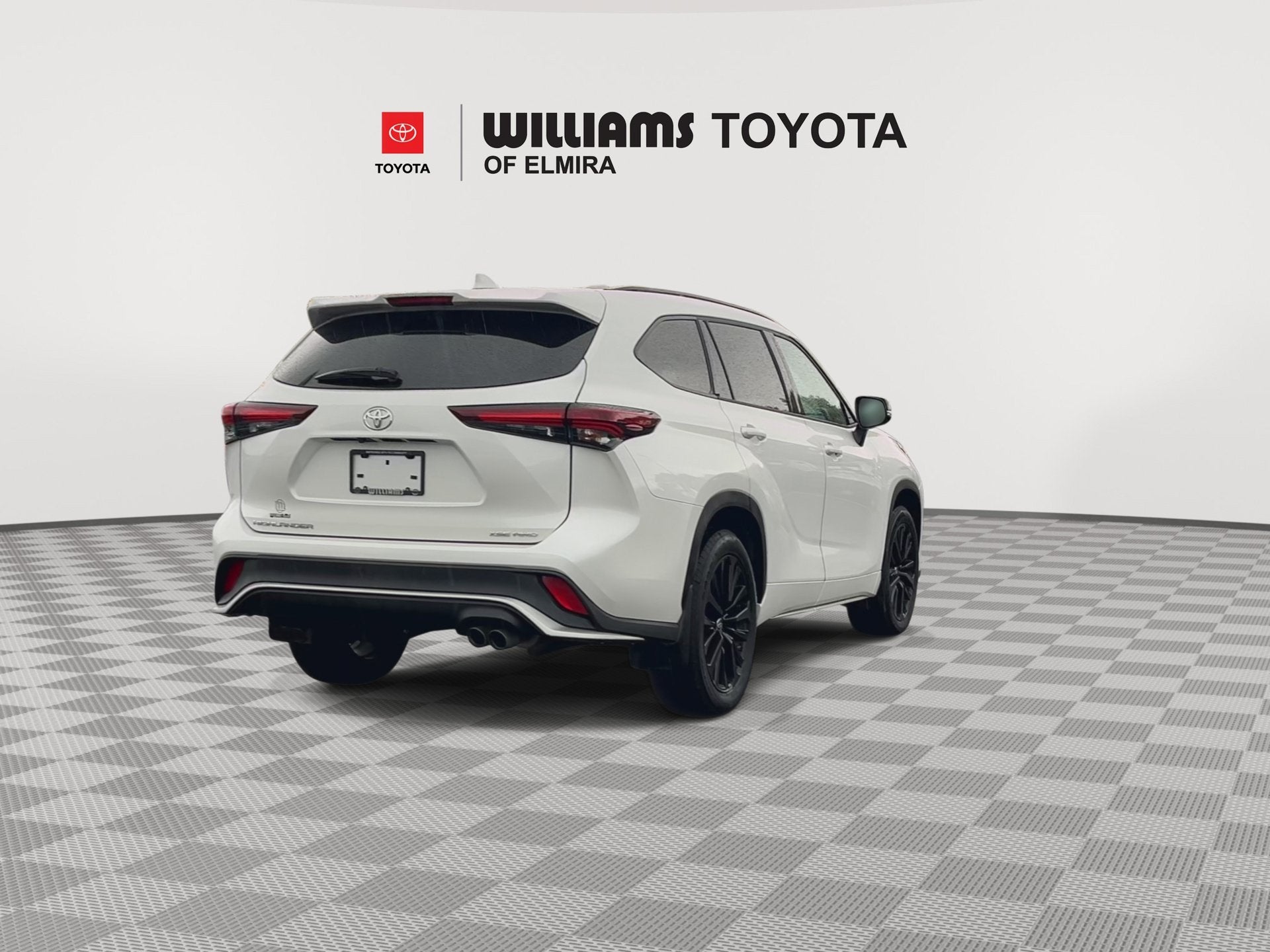 2025 Toyota Highlander XSE
