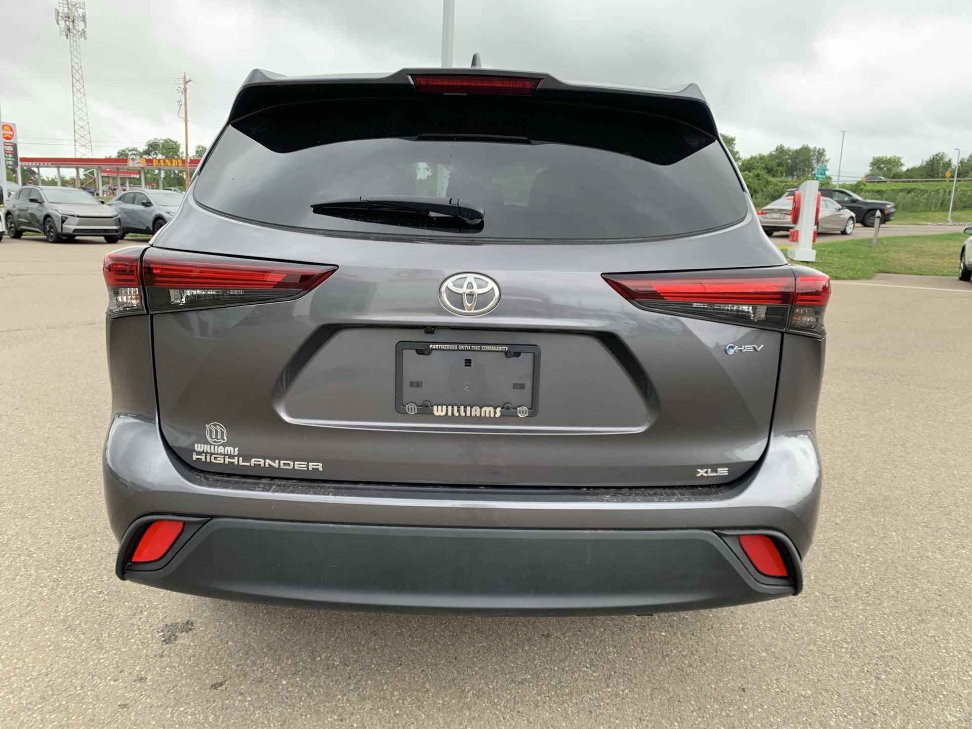 2025 Toyota Highlander XLE