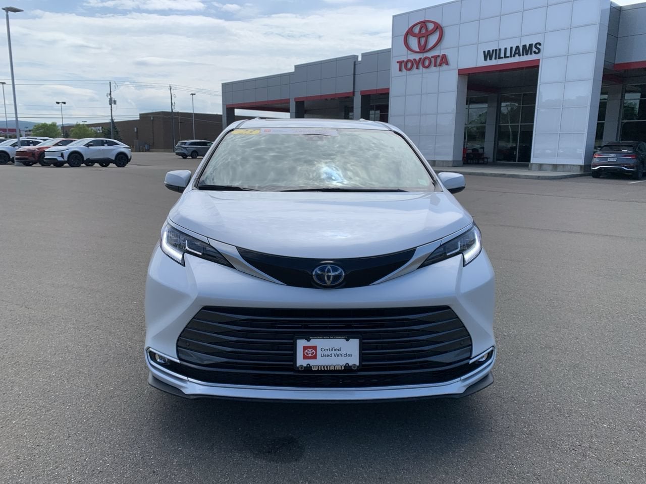 2023 Toyota Sienna Limited