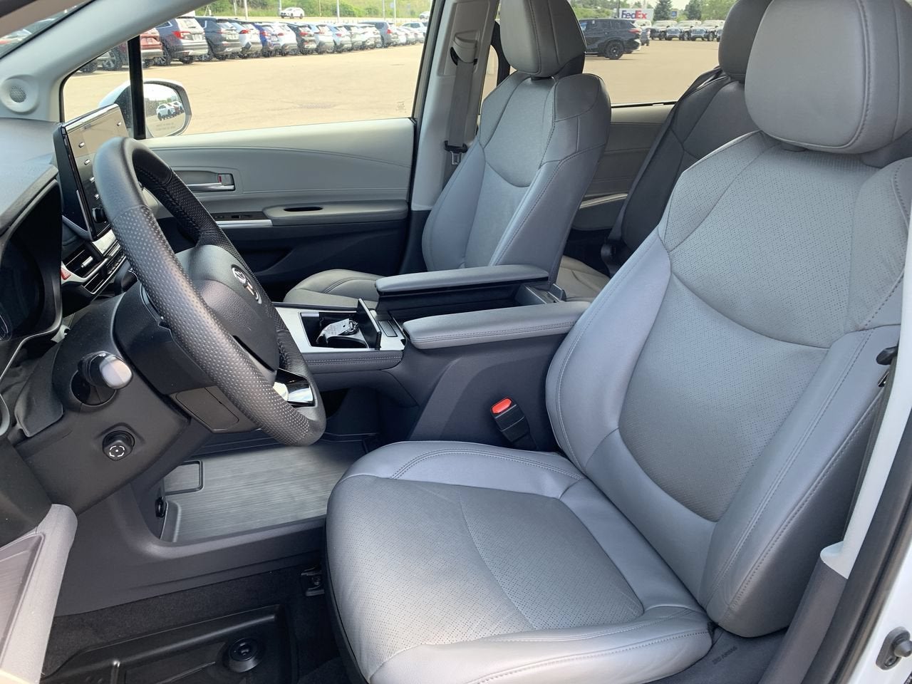 2023 Toyota Sienna Limited