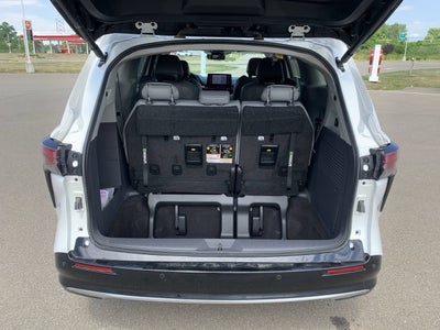 2023 Toyota Sienna Limited