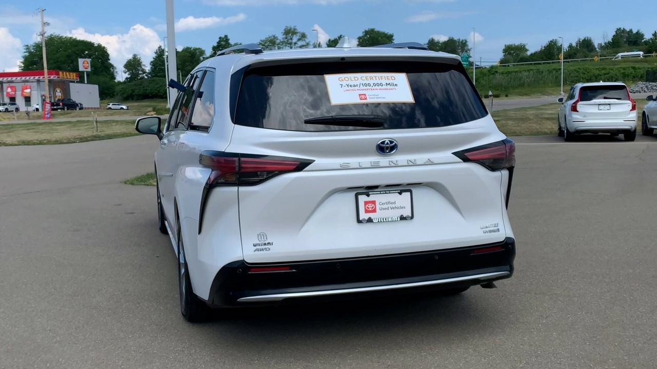 2023 Toyota Sienna Limited