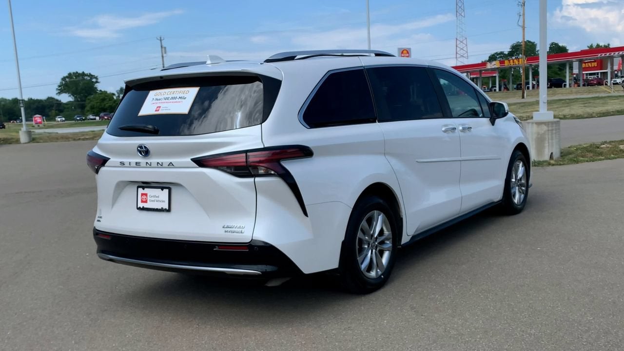 2023 Toyota Sienna Limited