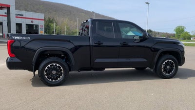 2023 Toyota Tundra 4WD SR5