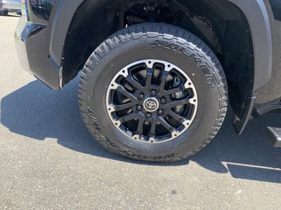 2022 Toyota Tundra 4WD SR5