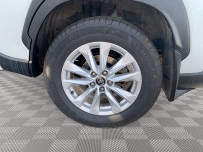 2023 Toyota Corolla Cross LE