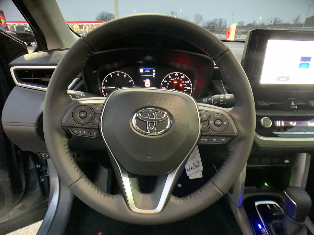 2024 Toyota Corolla Cross LE