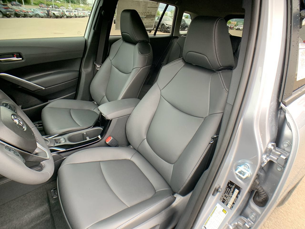 2024 Toyota Corolla Cross XLE