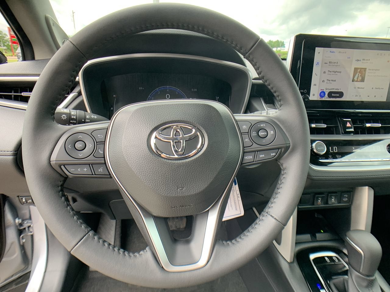 2024 Toyota Corolla Cross XLE