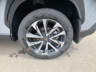 2024 Toyota Corolla Cross XLE