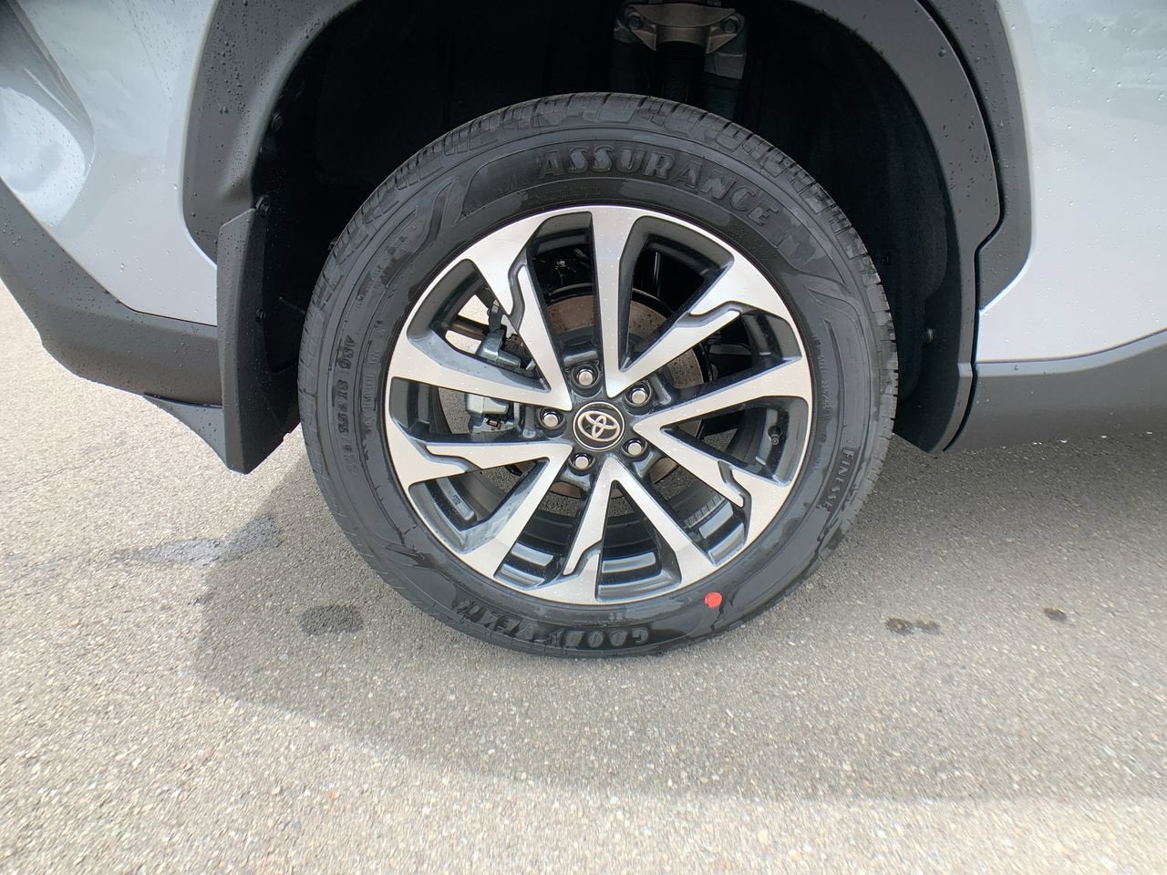 2024 Toyota Corolla Cross XLE