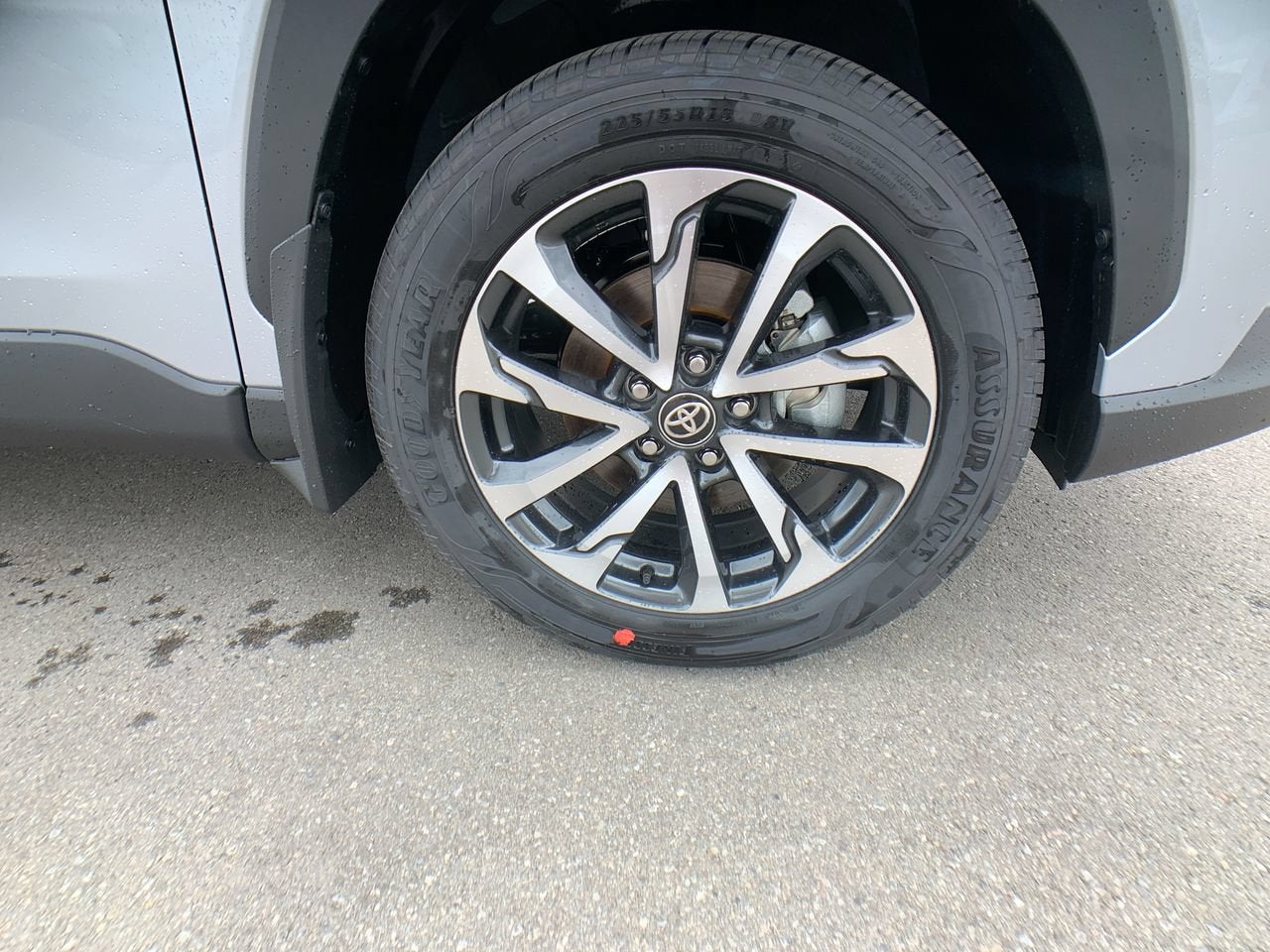 2024 Toyota Corolla Cross XLE