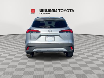 2024 Toyota Corolla Cross XLE