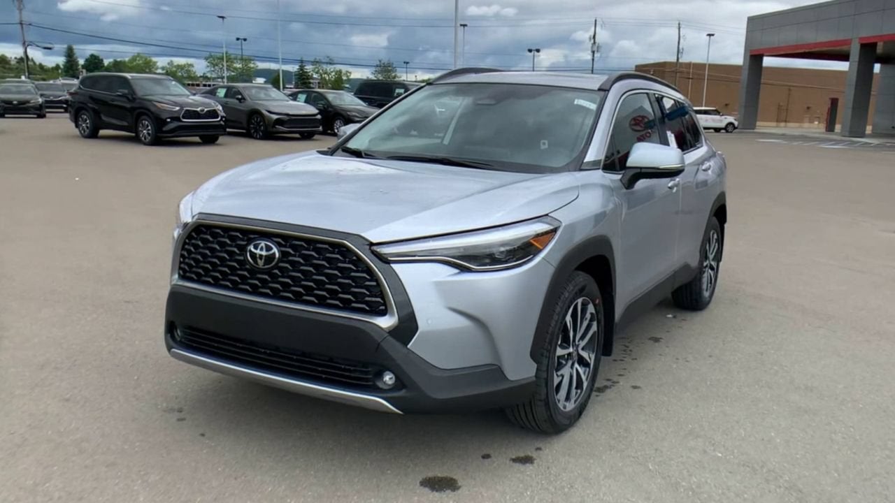 2024 Toyota Corolla Cross XLE
