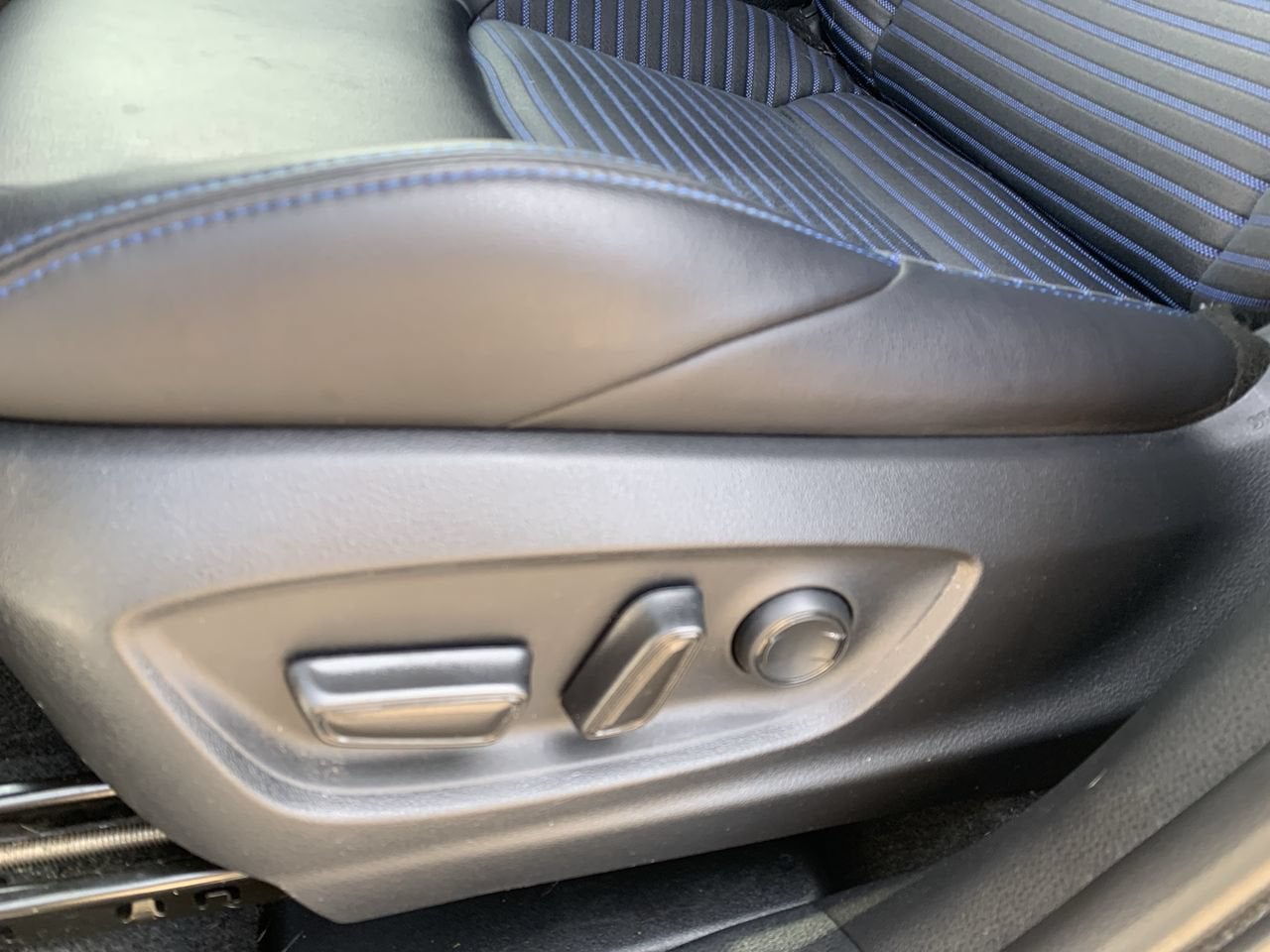 2024 Toyota Corolla Cross Hybrid XSE
