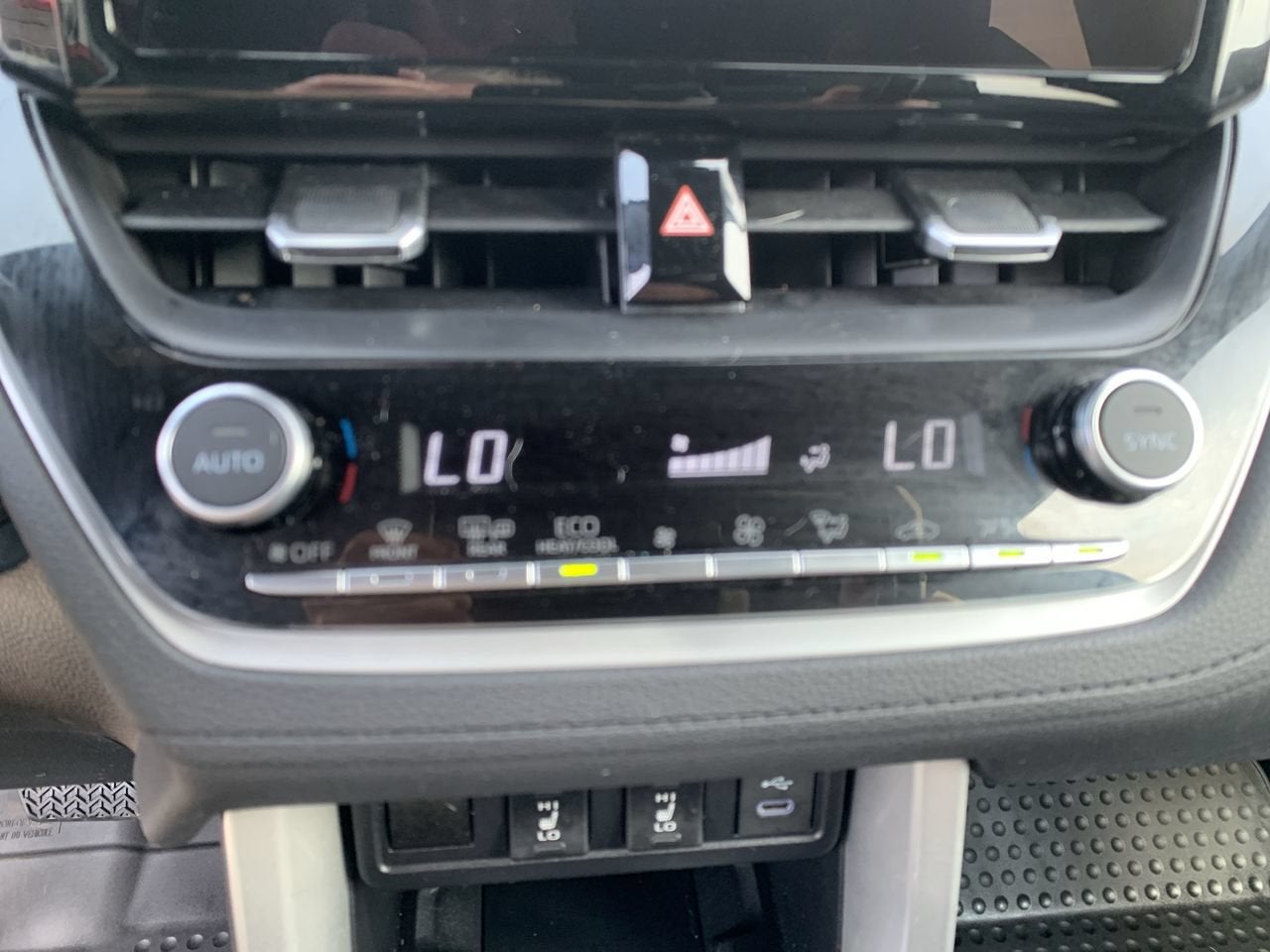 2024 Toyota Corolla Cross Hybrid XSE
