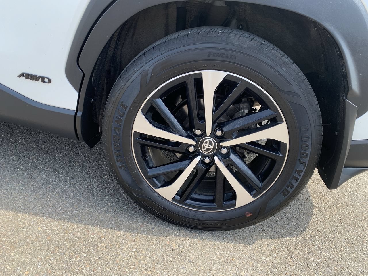 2024 Toyota Corolla Cross Hybrid XSE
