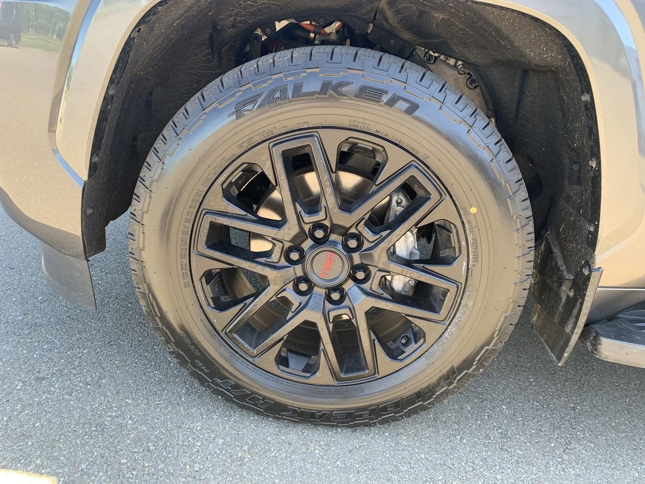 2024 Toyota Sequoia SR5