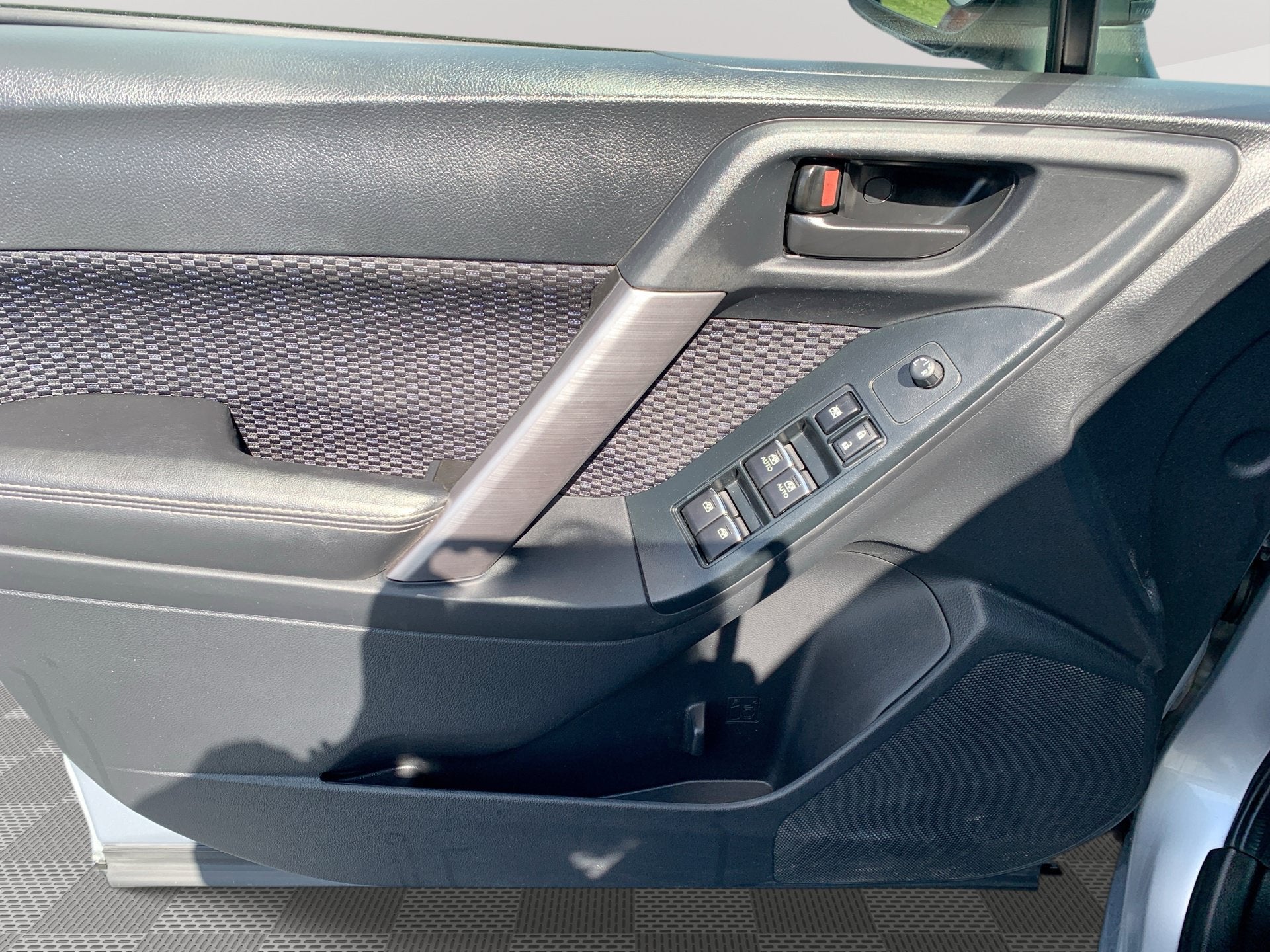 2017 Subaru Forester 2.5i