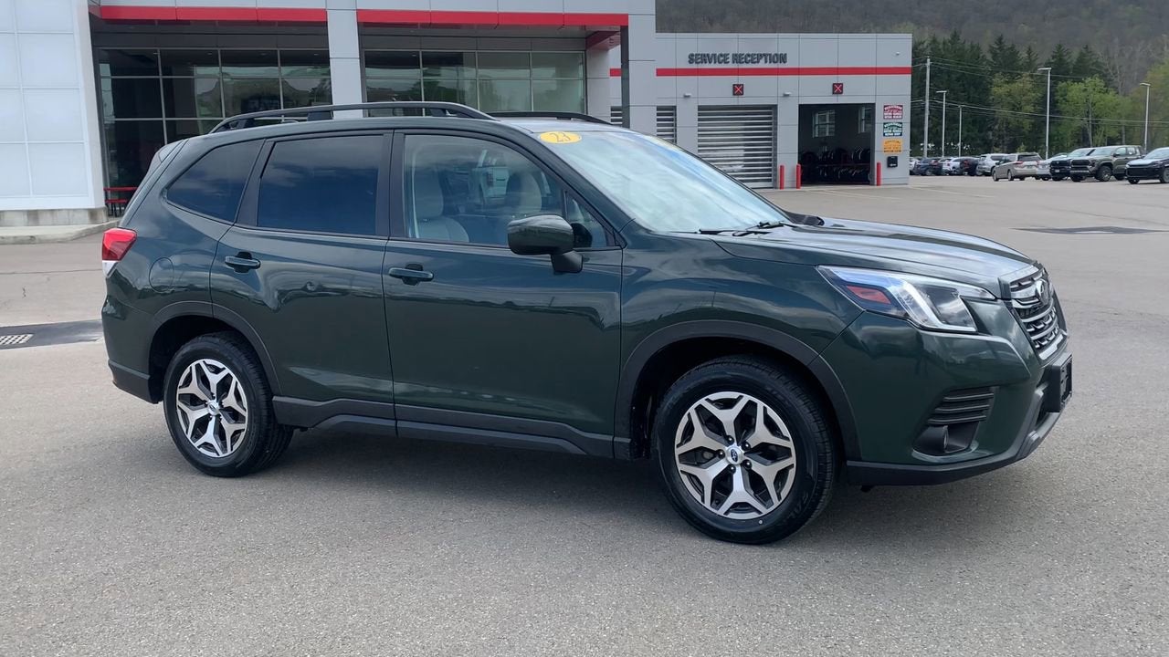 2023 Subaru Forester Premium