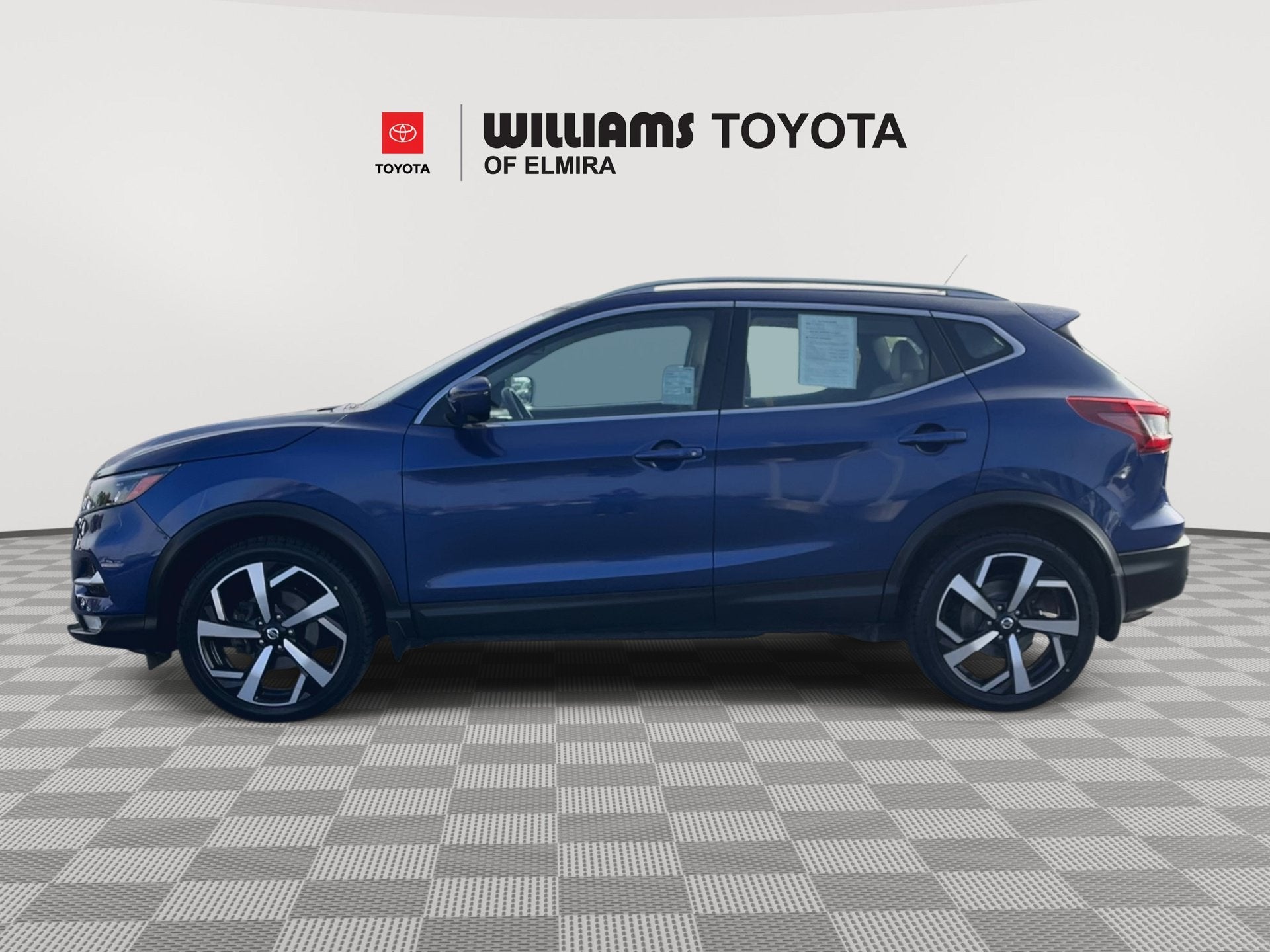 2021 Nissan Rogue Sport SL