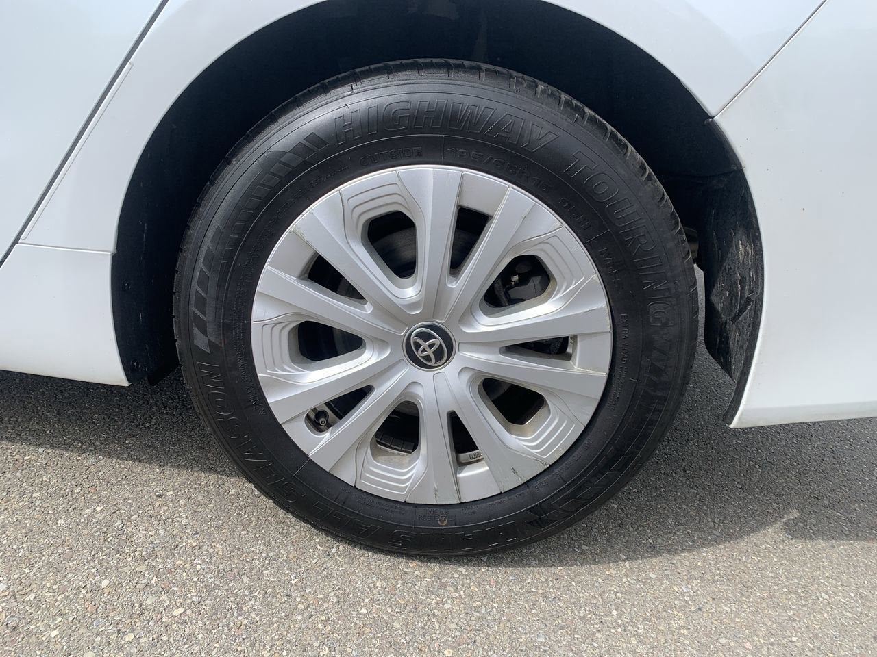 2022 Toyota Prius L