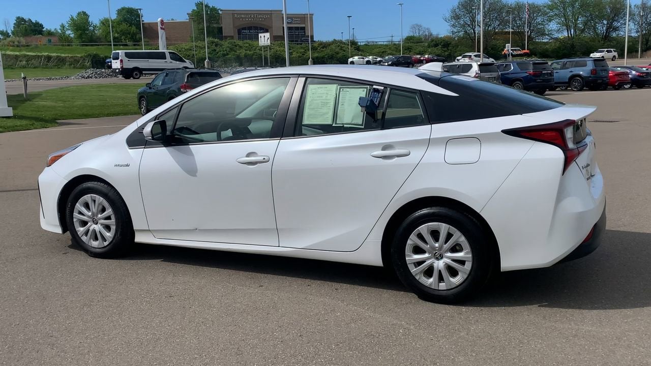 2022 Toyota Prius L