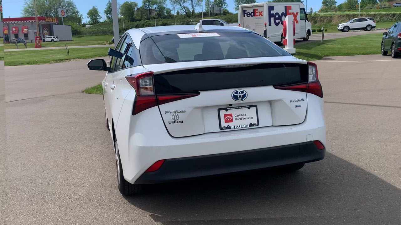 2022 Toyota Prius L