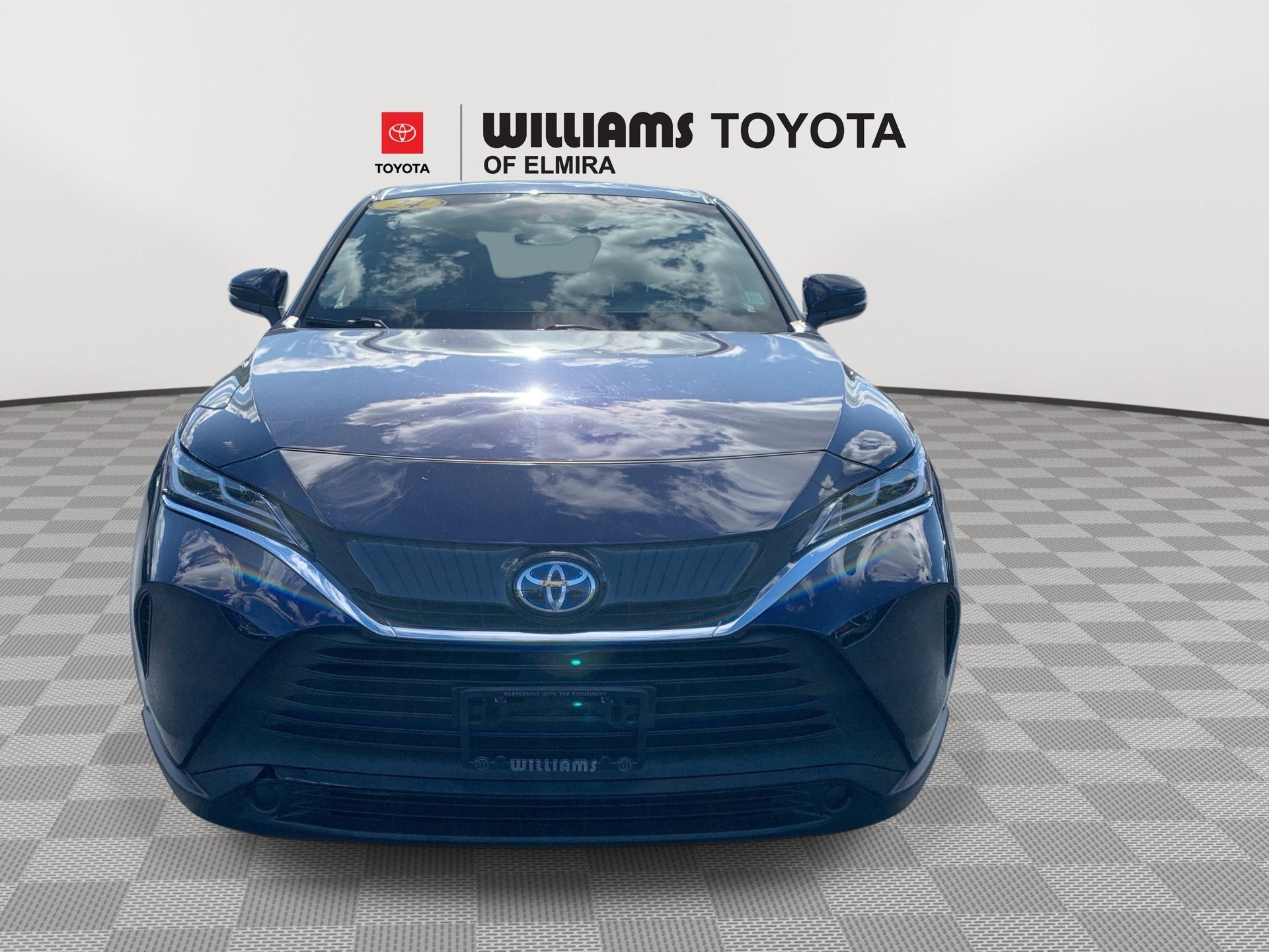 2024 Toyota Venza LE