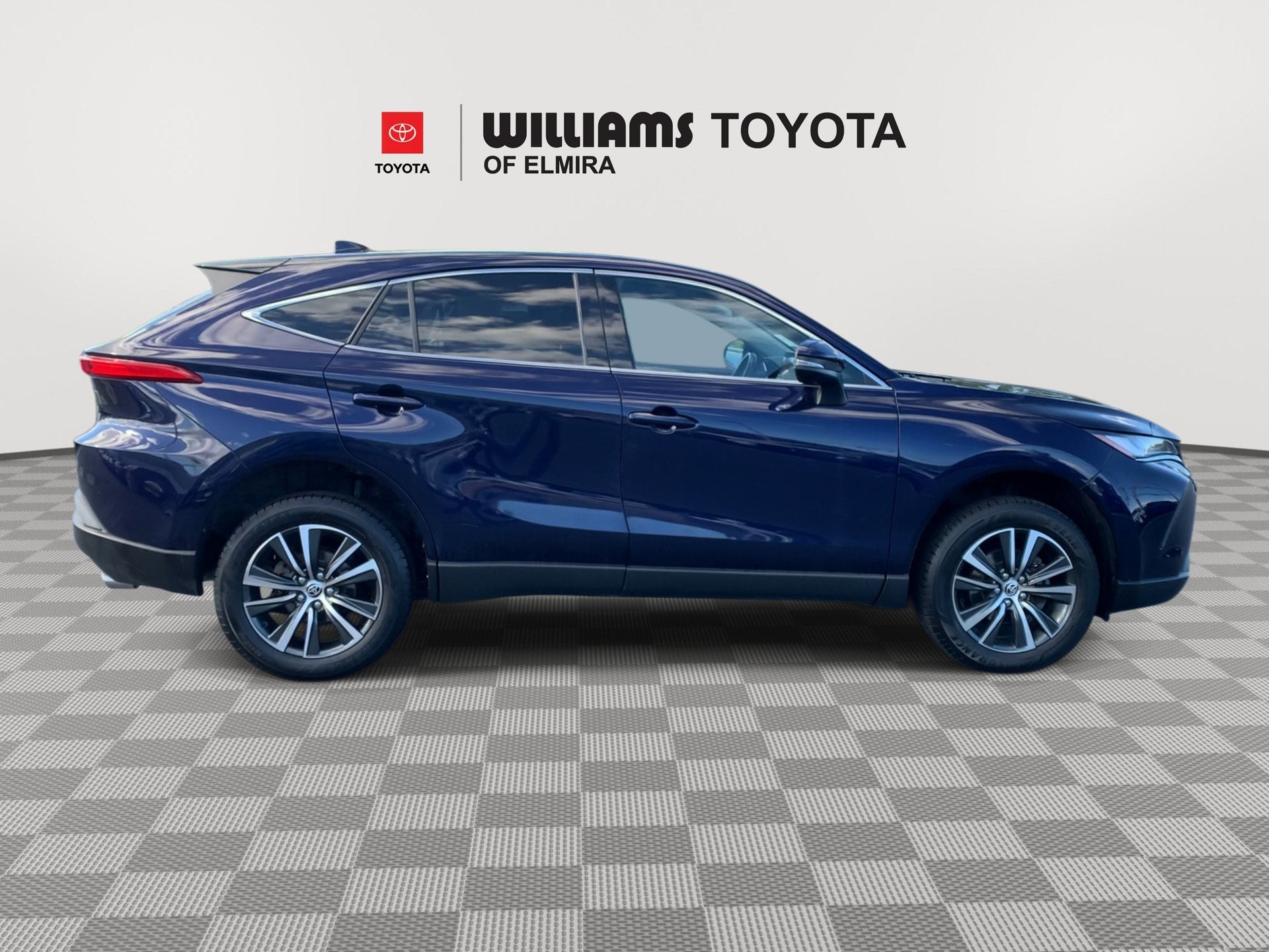 2024 Toyota Venza LE