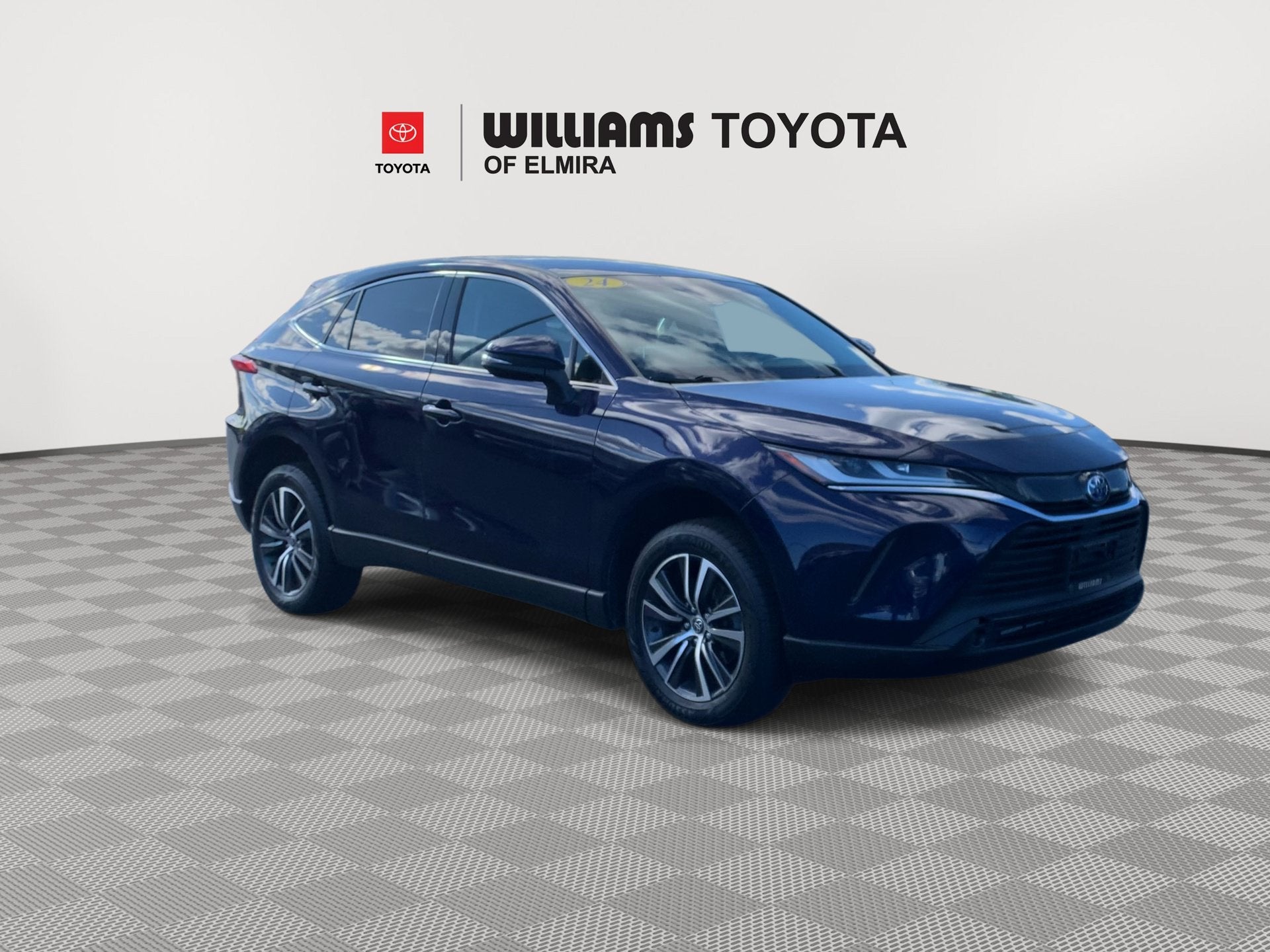 2024 Toyota Venza LE
