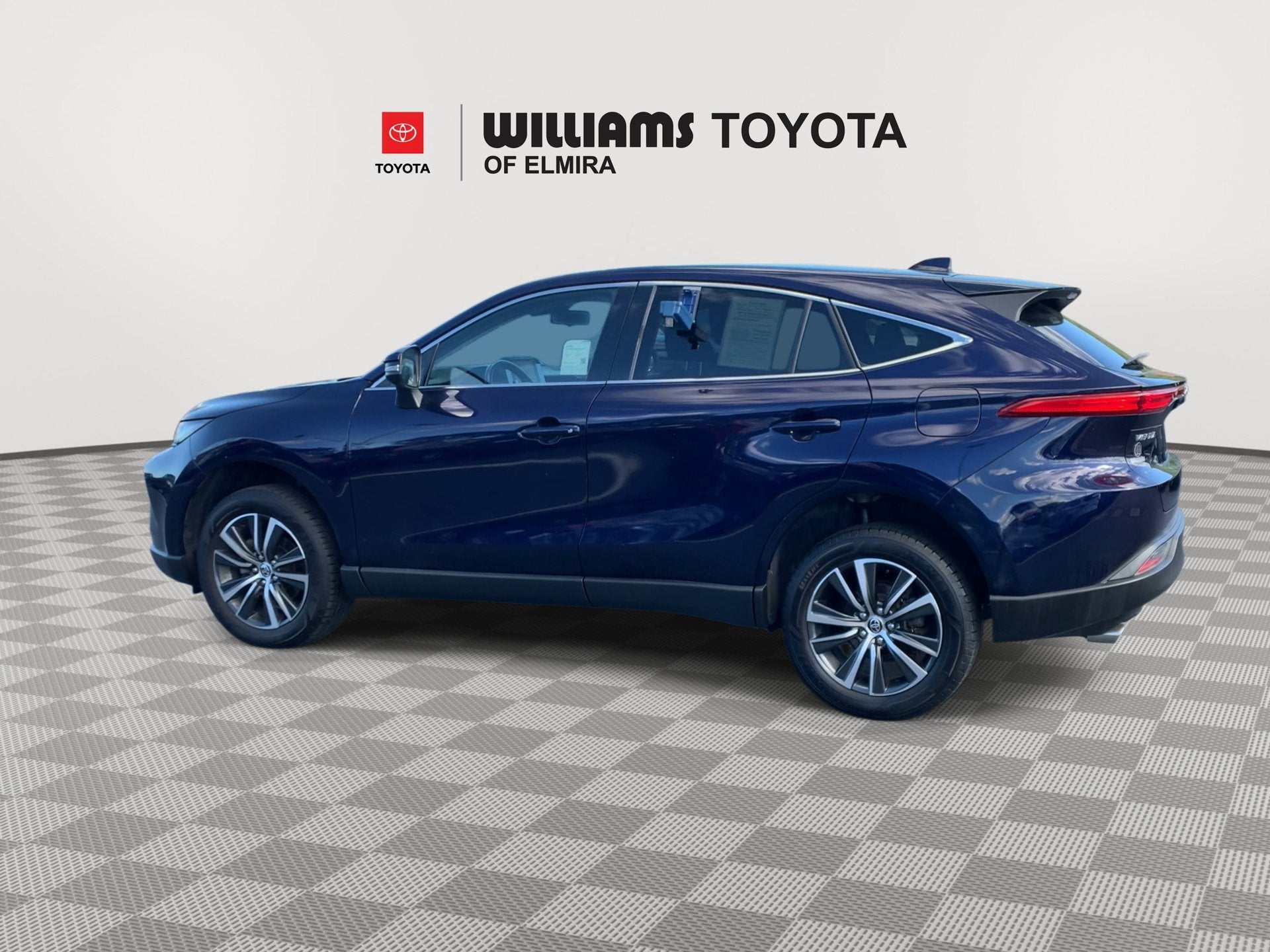 2024 Toyota Venza LE
