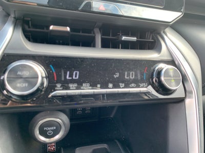 2024 Toyota Venza LE