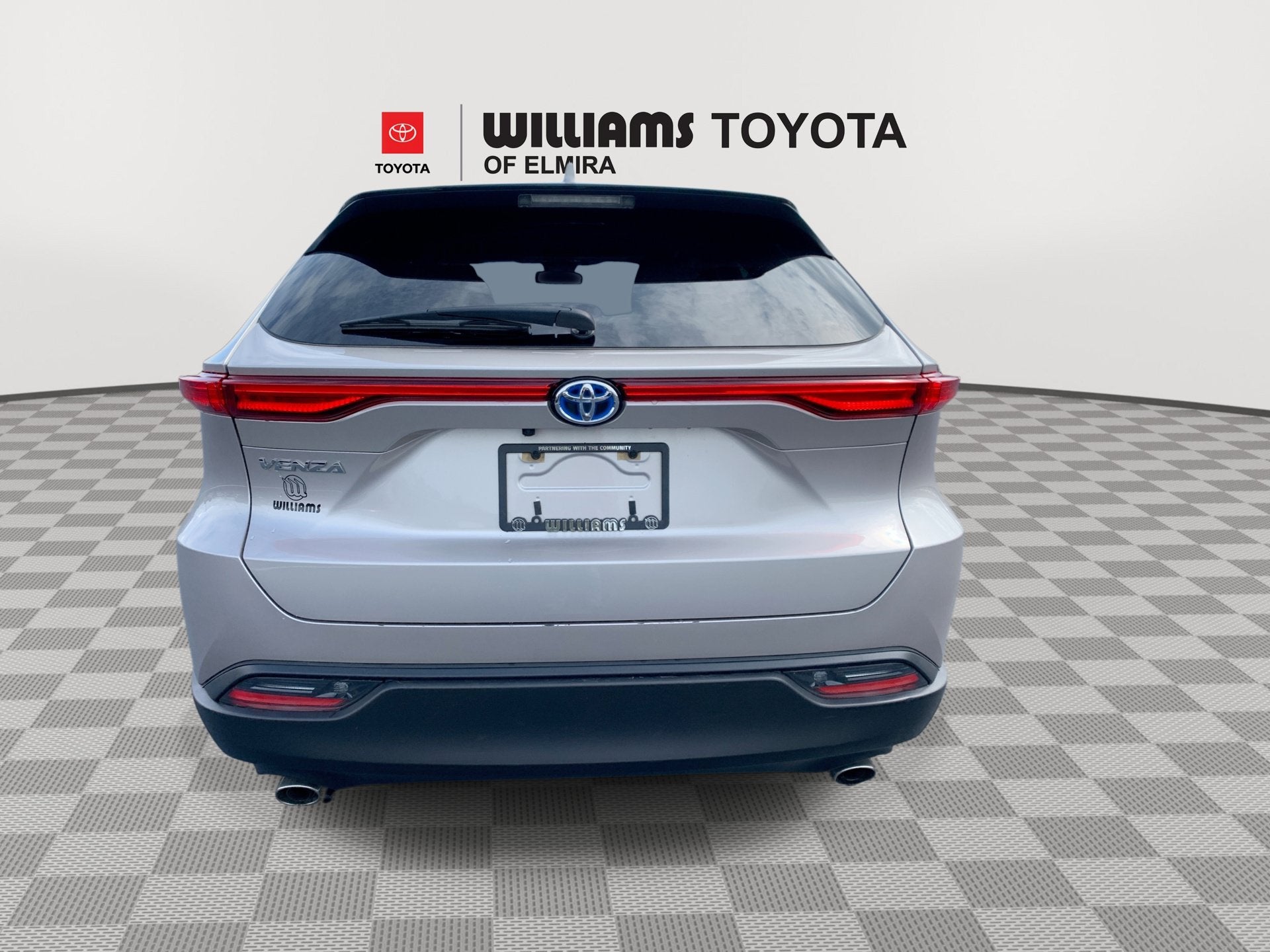 2024 Toyota Venza LE