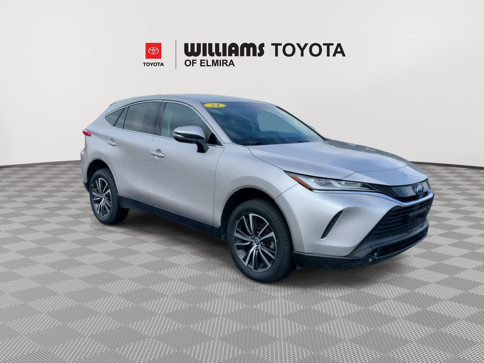 2024 Toyota Venza LE