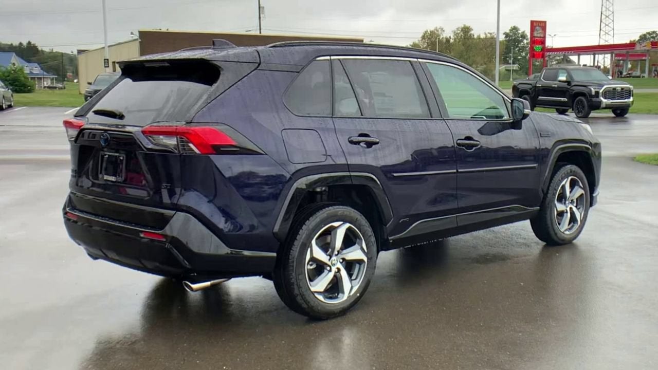 2023 Toyota RAV4 Prime SE