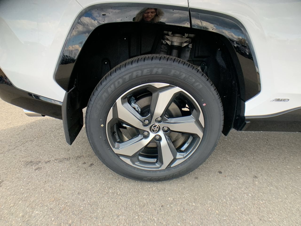 2024 Toyota RAV4 Prime SE