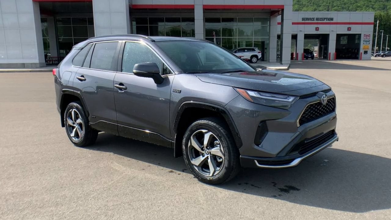 2024 Toyota RAV4 Prime SE