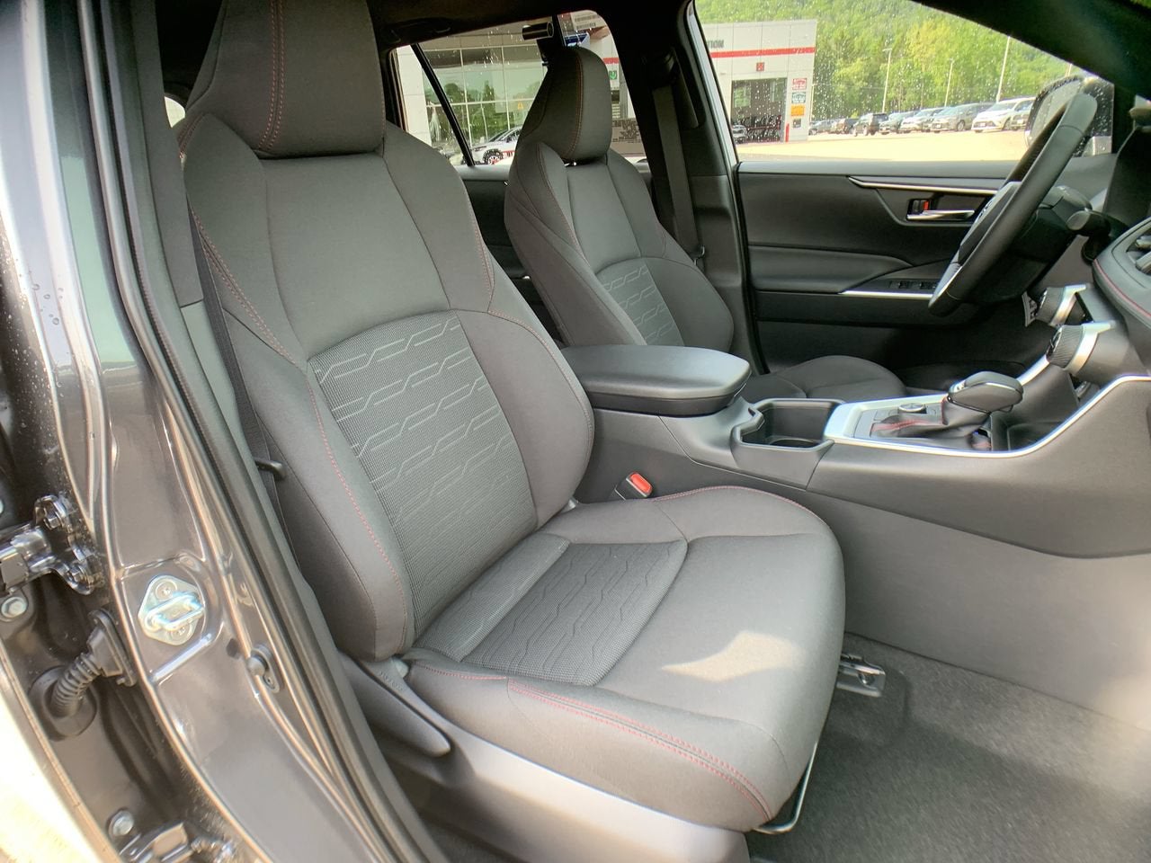 2024 Toyota RAV4 Prime SE