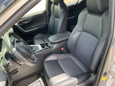 2020 Toyota RAV4 XSE