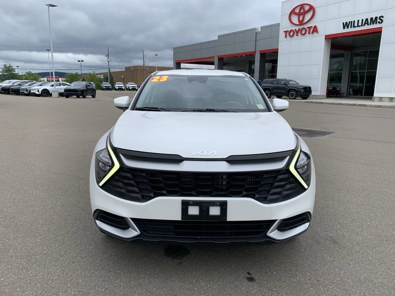 2023 Kia Sportage Hybrid LX