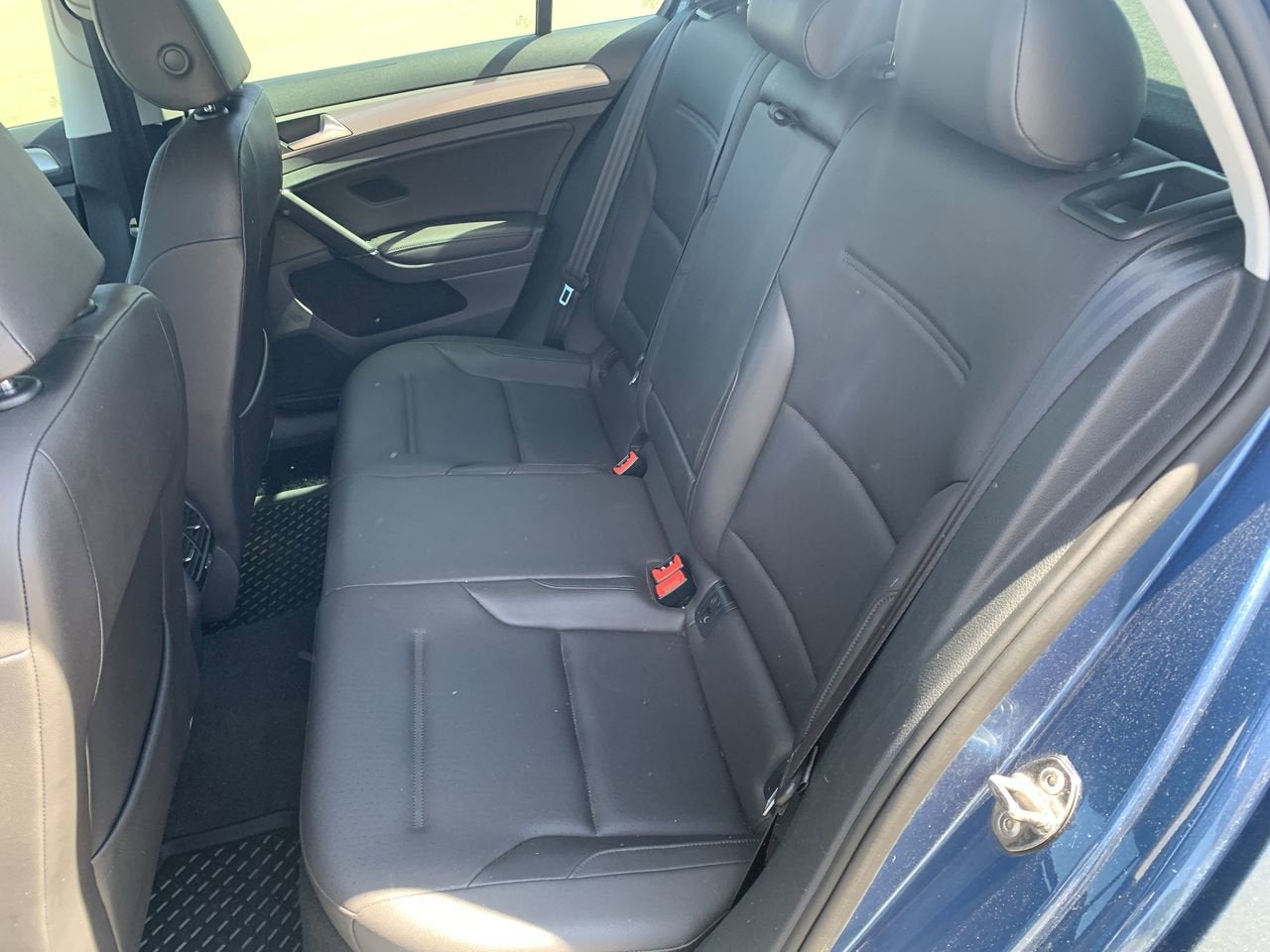 2015 Volkswagen e-Golf SEL Premium