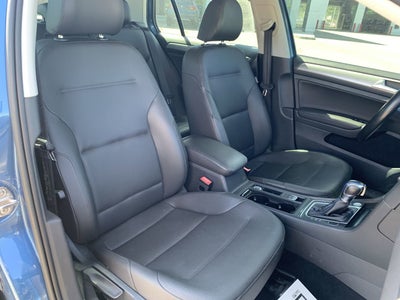 2015 Volkswagen e-Golf SEL Premium