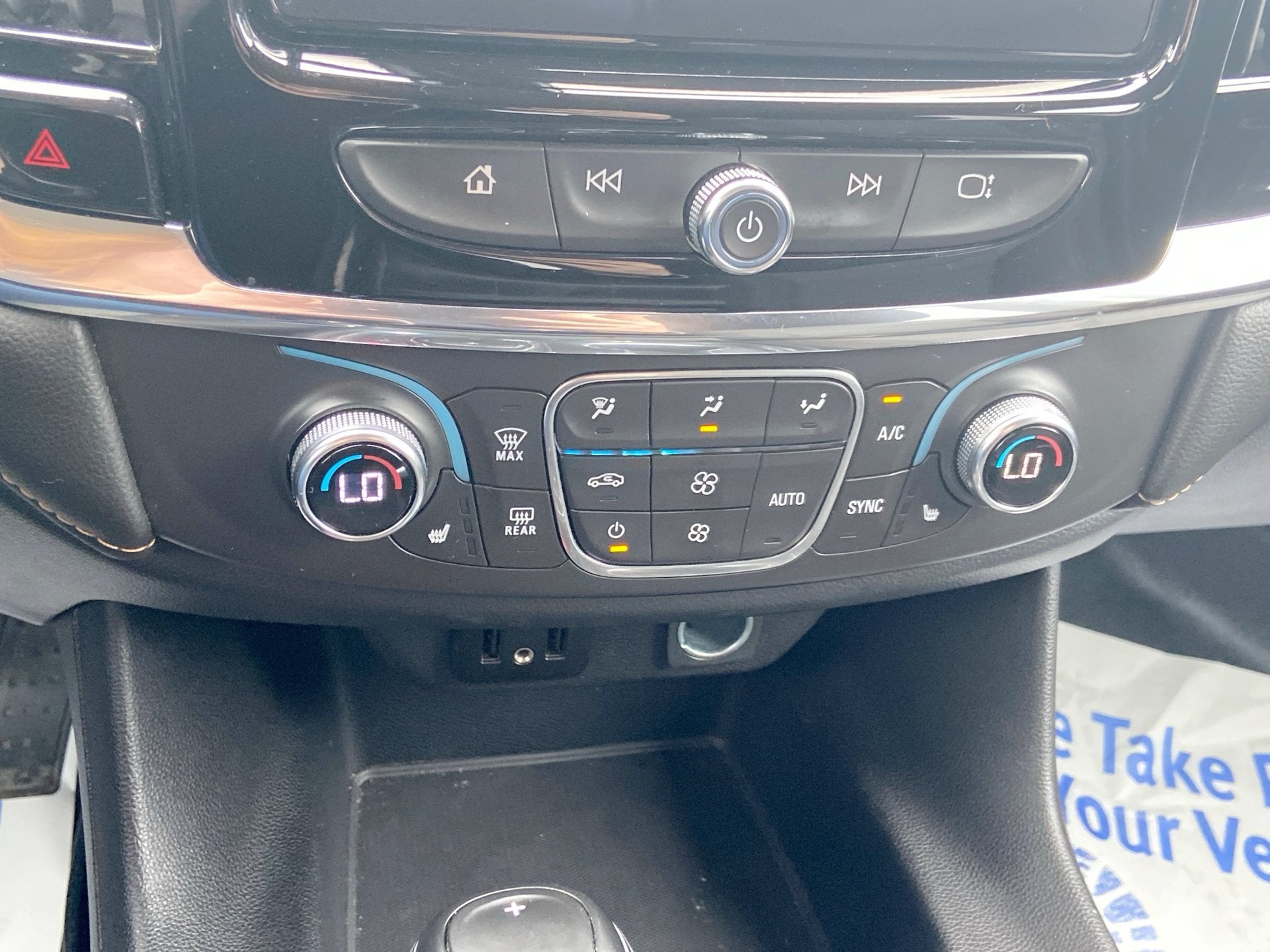 2019 Chevrolet Traverse LT Cloth