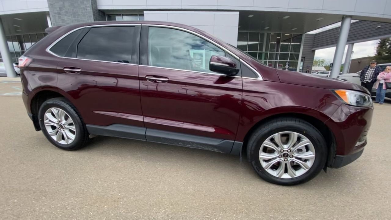 2024 Ford Edge Titanium
